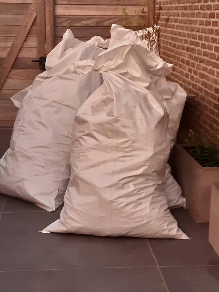 Polypropyleen zakken (per stuk) gebruik: Wij gebruiken ze voor tuinafval in te steken zoals klimop.