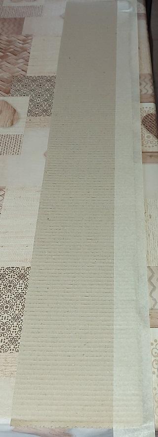 Golfkarton op rol gebruik: Voor schilderwerken muren afdekken plafond gesneden in stroken van 16,5 en wordt bevestigd met papier tape