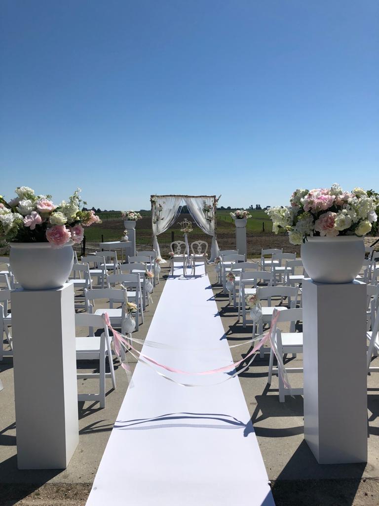 Witte loper vanaf 1 meter gebruik: Bruiloft styling