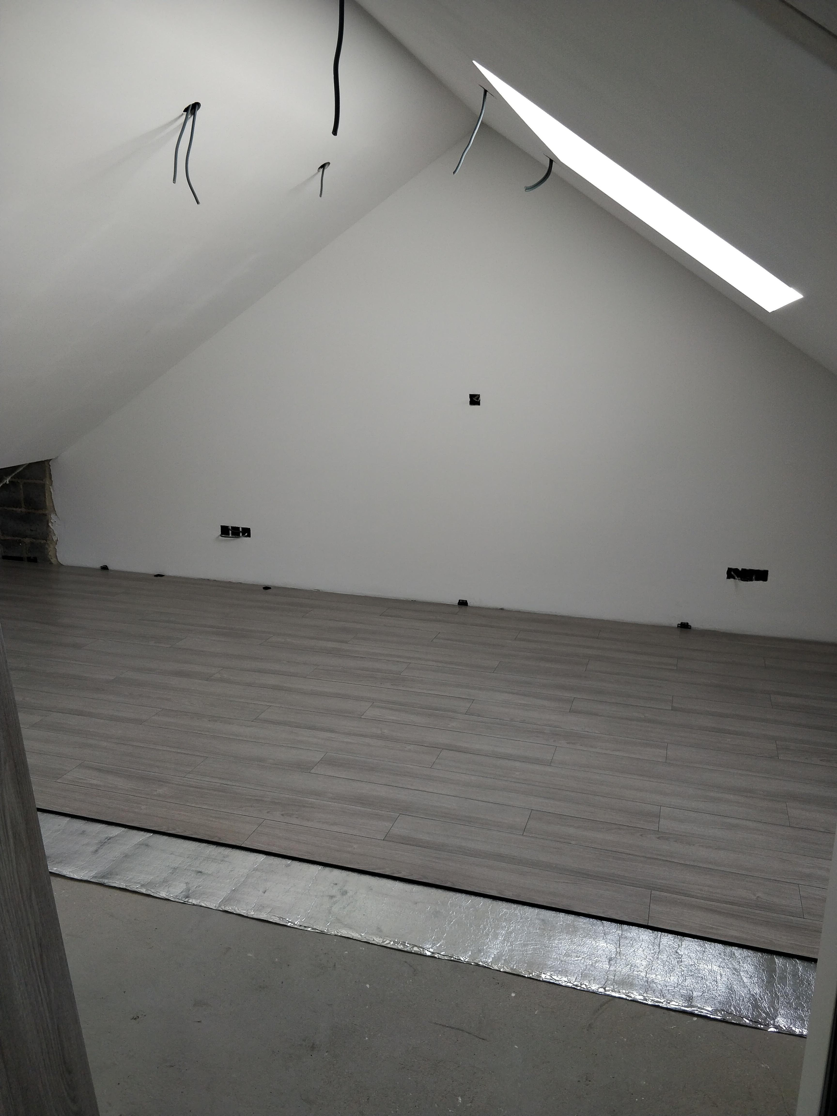 Isolerende ondervloer 15 m² gebruik: Wij hebben het gebruikt als ondervloer onder de laminaat.